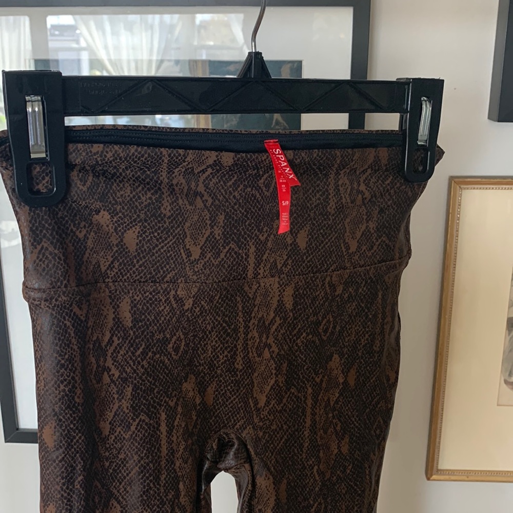 SPANX Leather Look Leggings Faux Snake